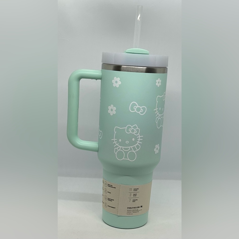 Stanley Hello Kitty Flowstate Quencher H2.0 40 oz. Tumbler in Matcha Green, NWT. - Picture 3 of 4